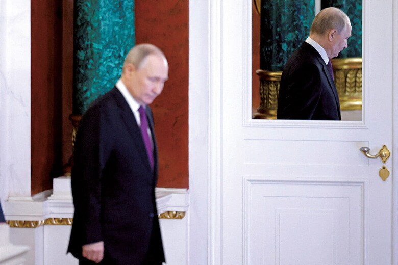 プーチンはトランプとの電話会談でロシアのお家芸である交渉戦術に打って出た　MAXIM SHEMETOVｰPOOLｰREUTERS