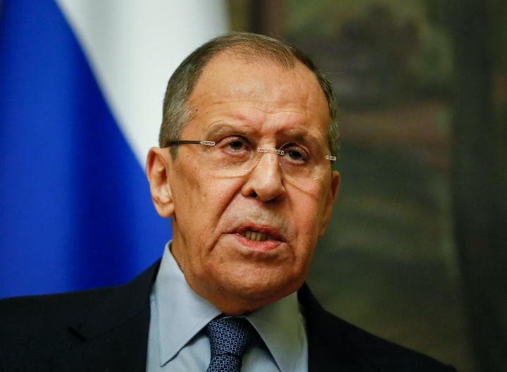 コワモテのルカシェンコにはコワモテの後ろ盾が（写真はロシアのラブロフ外相）　Yuri Kochetkov/REUTERS