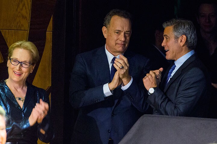 ハンクス（中央）とストリープ（左）の共演で作品への期待が高まる　Lucas Jackson-REUTERS