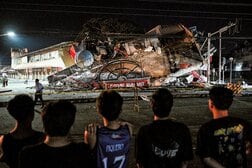 新学期を迎えたフィリピンを襲ったM7.8の大地震…破壊されたミンダナオ島の街並み