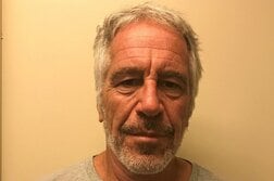 エプスタイン氏遺書とされるメモ公開、米地裁　刑務所で発見