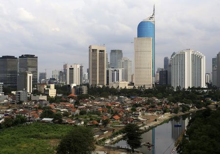 インドネシア投資省が２８日発表した第１・四半期の海外からの直接投資（ＦＤＩ）は１７７兆ルピアで、前年同期比２０．２％増加した。ジャカルタのビジネス街、２０１４年撮影。（2023年　ロイター/Beawiharta）