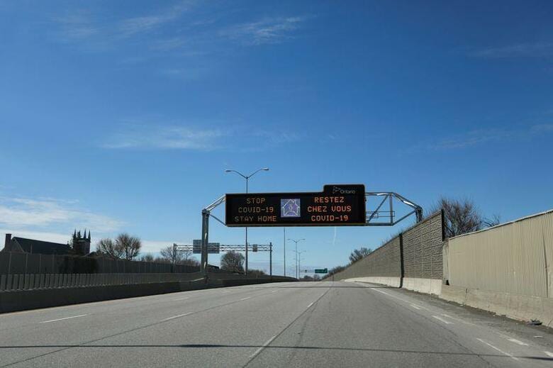 カナダの保健当局が5日発表した新型コロナウイルス感染による死者は前日から20％増え合計258人に、感染者は約12％増の計1万4426人となった。写真はカナダのオンタリオで4日撮影（2020年　ロイター／BLAIR GABLE）