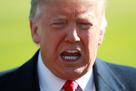 　１０月２２日、トランプ米大統領（写真）は、心と体の性が異なるトランスジェンダーを巡る政策について、国を守ることを目指す考えを示した。写真はワシントンで撮影（２０１８年　ロイター／Kevin Lamarque）