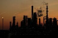 今年の石油市場、イラン攻撃受け第2四半期に供給不足へ