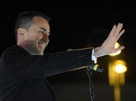 イタリア「五つ星運動」31歳首相誕生までのシナリオ　最大の障害は民主党のレンツィ元首相だ