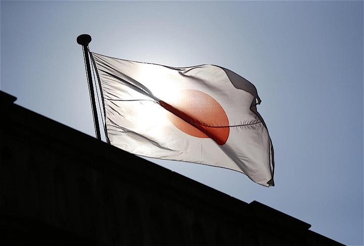 経済産業省は、韓国への半導体材料３品目の輸出について、７月４日から契約ごとに審査・許可する方法に切り替える。写真は都内で２０１４年１０月撮影（２０１９年　ロイター／Toru Hanai）