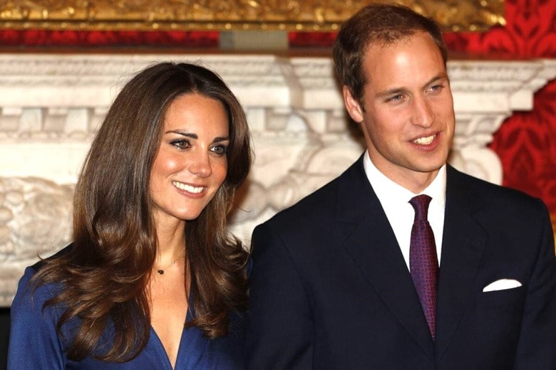 2010年年11月　婚約会見でのケイト・ミドルトン（当時）とウィリアム王子（当時）　Suzanne Plunkett-REUTERS