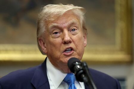 トランプ米大統領はブラジルに追加的に４０％関税を課す大統領令に署名し、同国に対する関税率を合計５０％に引き上げた。同日撮影（２０２５年　ロイター/Evelyn Hockstein）