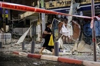 ｢街が死体の海に......｣死者500人超､ハマスとイスラエルの大規模衝突におびえる市民　レバノンから砲撃も