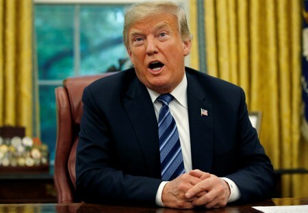 　９月１７日、トランプ米大統領（写真）は、２０１６年の米大統領選へのロシアの介入疑惑を巡る捜査に関連した追加情報について、機密扱いを直ちに解除するよう司法省に指示した。写真はワシントンで１１日撮影（２０１８年　ロイター／Leah Millis）