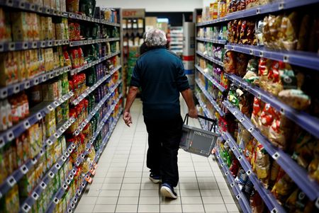 フランスのスーパーマーケット（2024年10月16日）。REUTERS/Stephane Mahe