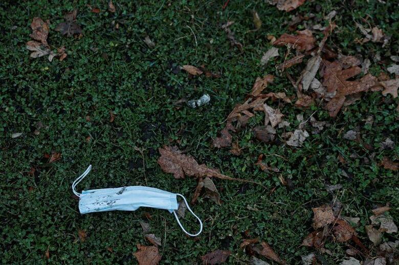 米国で初めて新型コロナウイルスの感染が報告される数週間前の2019年12月に、米国の5つの州で少なくとも7人が新型コロナに感染していたことが米政府の最新の研究で明らかになった。写真は2020年12月撮影（2021年　ロイター/Shannon）