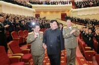 北朝鮮がミサイル発射、日本上空を通過し3700キロ飛行