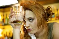 「酒飲み」はオワコンに？　シリコンバレーも注目の「ソバーキュリアス」を名乗る若者たち