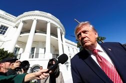 トランプ氏、ウクライナ大統領の交代再度要請　「別の人物必要」