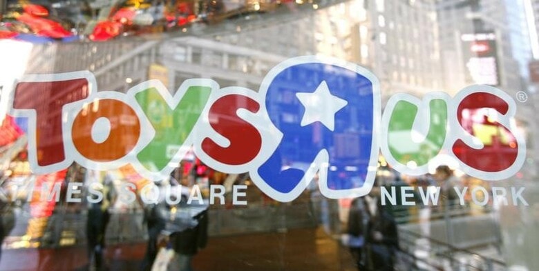 ９月１８日、米玩具販売チェーン最大手のトイザラスが、バージニア州の裁判所に連邦破産法第１１条（日本の民事再生法に相当）の適用を申請した。写真はニューヨークで２００９年１０月撮影（２０１７年　ロイター／Shannon Stapleton）