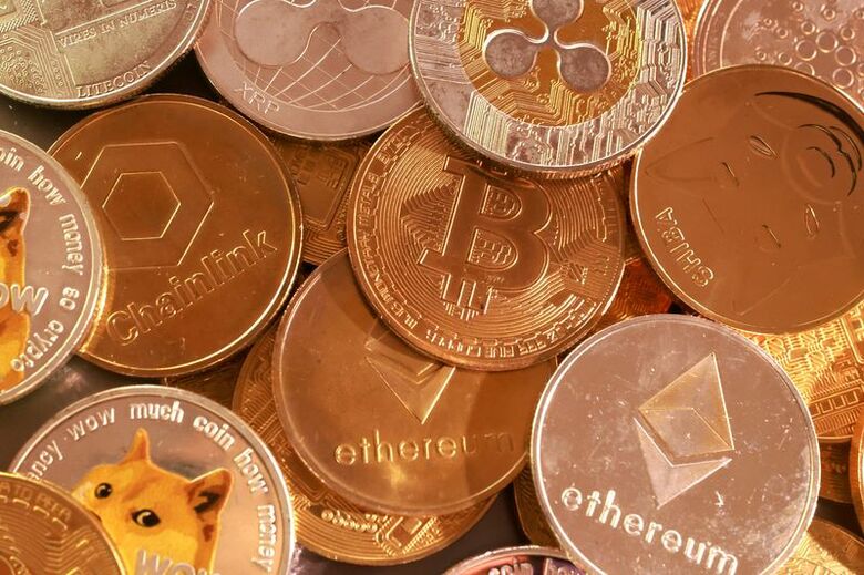 仮想通貨のイメージ。２０２５年９月撮影。REUTERS/Dado Ruvic