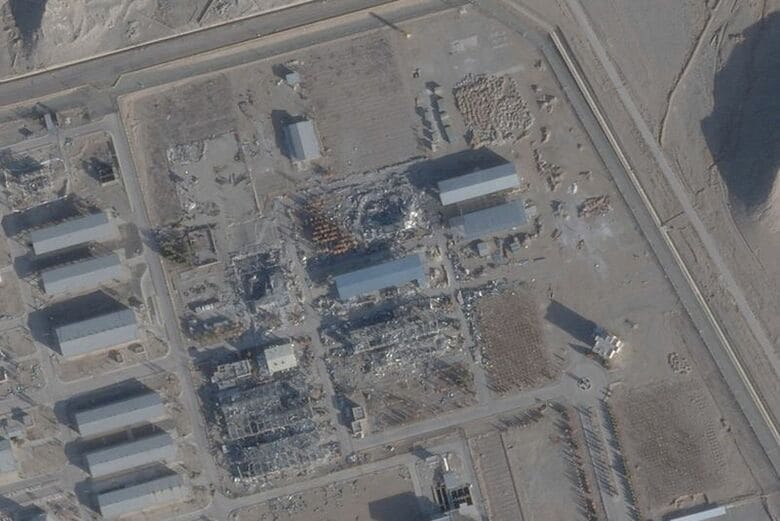 写真はイラン・イスファハン核施設。２月撮影の提供写真。MANDATORY CREDIT