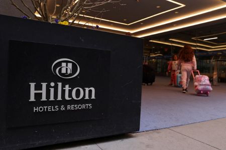 　欧米でホテルの客室料金が上昇中で、供給が需要に追い付いていないため、さらに上昇する可能性がある。写真は２０２２年３月、ニューヨークで撮影（２０２３年　ロイター/Andrew Kelly）