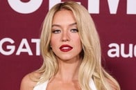 シドニー・スウィーニーの「胸の大きさ」をからかう...マスクの投稿に「気持ち悪い」と批判が