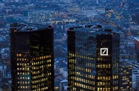 ドイツ銀行に黄色信号？迫る不安定化の恐怖