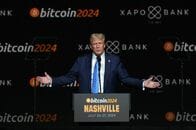 トランプ氏、暗号資産事業から14億ドルの収入　財務開示で判明