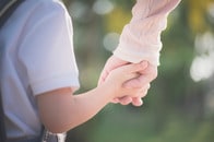 「母親になるべきじゃなかった」と断言する、3人の子を持つ女性。楽になったきっかけは...