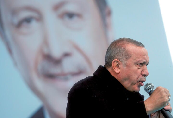 キリスト教徒のアルメニア系に擦り寄るのはイメージアップのため？　Murad Sezer-REUTERS