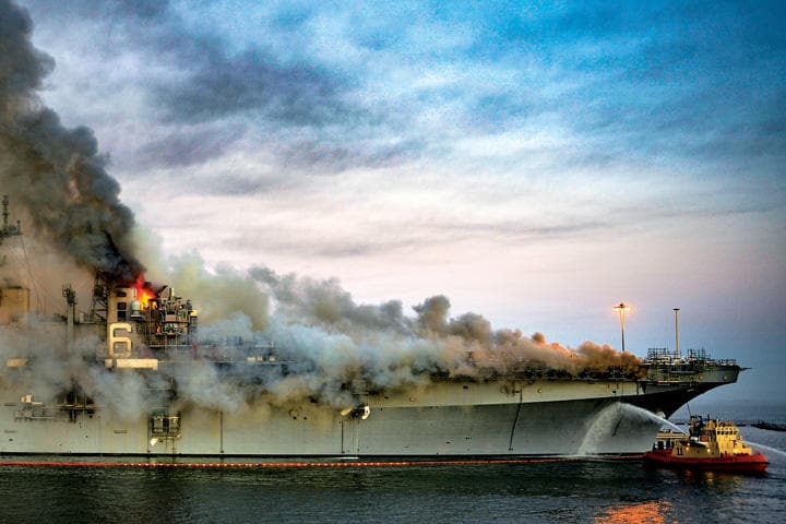 MASS COMMUNICATION SPECIALIST 2ND CLASS AUSTIN HAIST/U.S. NAVY