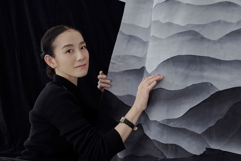 デザイナーとして国際的な広告賞を受賞した篠原ともえ　Photography: Sayuki Inoue ©︎TANNERS’ COUNCIL OF JAPAN