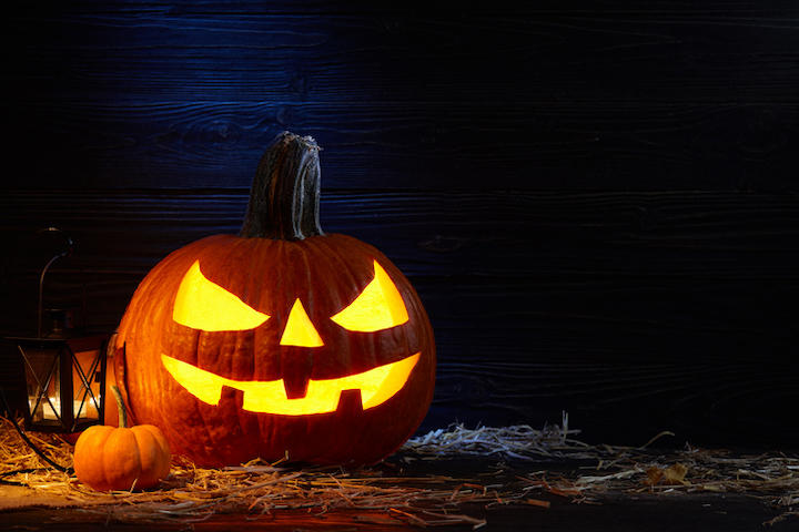 ハロウィンと総選挙が重なる今年、株価はどこへ行く？　kobeza-iStock.