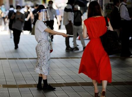 ８月４日、総務省が発表した７月の東京都区部消費者物価指数（生鮮食品を除く、コアＣＰＩ）は１０１．８となり、前年同月比０．４％上昇した。都内で３日撮影（２０２０年　ロイター/Kim Kyung-Hoon）