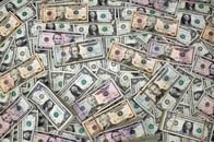 米資産「トリプル安」...20年国債入札低調で「財政悪化懸念」浮き彫りに