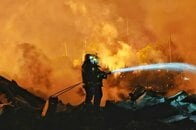 中国の花火工場で爆発、21人死亡・61人負傷　習主席が徹底調査指示