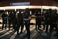 比上院発砲で警備トップ停職、ＩＣＣの議員逮捕要請に政府応諾へ