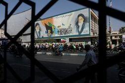 トランプ氏がホルムズ海峡開放案拒否と報道、イランは正式回答待ち