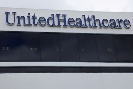 米ワシントンの連邦地方裁判所は１９日、医療保険最大手ユナイテッドヘルス・グループの同業チェンジ・ヘルスケア買収に対する米司法省の差し止め請求を退けた。写真は２０２０年4月、サンタアナで撮影（２０２２年　ロイター/Mike Blake）