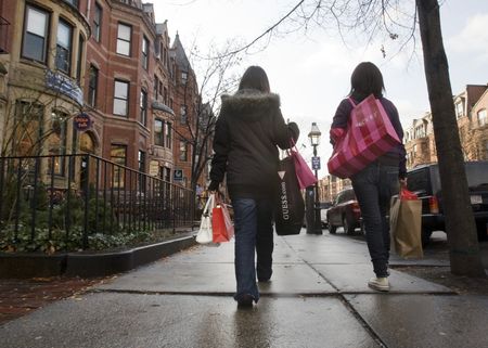 コンファレンス・ボード（ＣＢ）が２０日発表した２月の米景気先行指数は前月比０．３％低下の１０１．１だった。写真はマサチューセッツ州ボストンで撮影（２０２５年　ロイター/Brian Snyder）