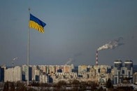 ロシア制裁で「凍結」の資産30億ユーロを、投資家に分配へ...ユーロクリア保有分、批判の声も