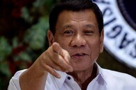 比ドゥテルテ大統領、南シナ海の無人島占拠を軍に指示