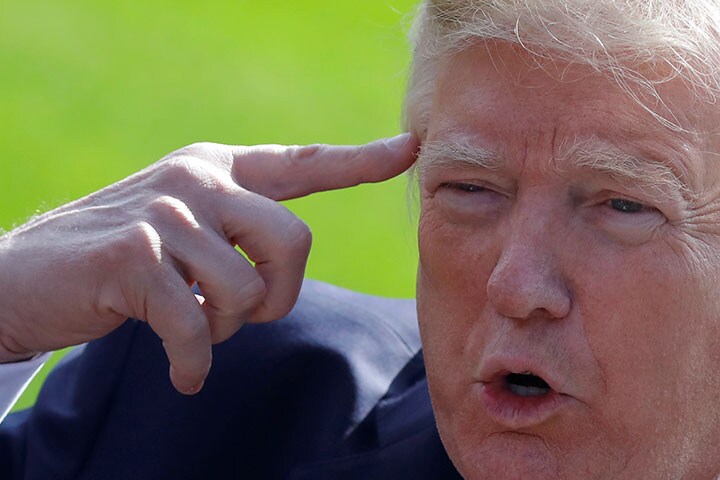 トランプは単にクレイジーなのか、それともキツネのようにずる賢いのか？　Carlos Barria-REUTERS