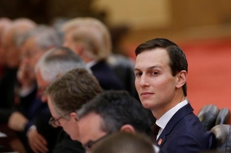 　３月２６日、米ホワイトハウスは、トランプ大統領の娘婿で大統領上級顧問のジャレッド・クシュナー氏（写真）の一族が経営する企業に総額５億ドル超の融資が行われた件について、刑法や規制に抵触していないか調査している。写真は北京で昨年１１月撮影（２０１８年　ロイター／Thomas Peter）