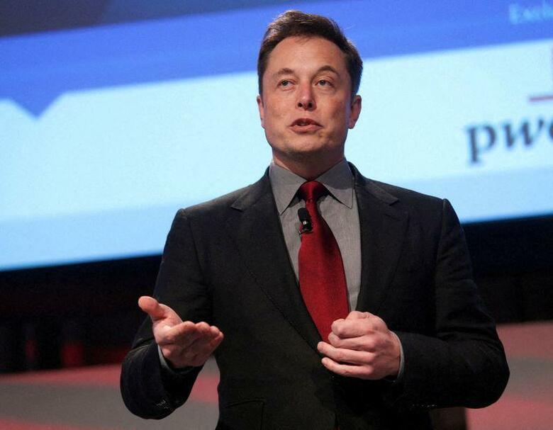 米電気自動車大手テスラのイーロン・マスク最高経営責任者（CEO）は米ツイッターの全株式を1株当たり現金54.20ドルで取得することを提案した。2015年撮影。（2022年　ロイター/Rebecca Cook/File Photo）