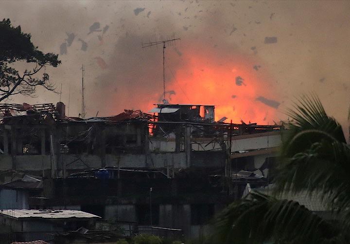 2017年夏、戦争状態にあったミンダナオ島マラウィ　Romeo Ranoco - REUTERS