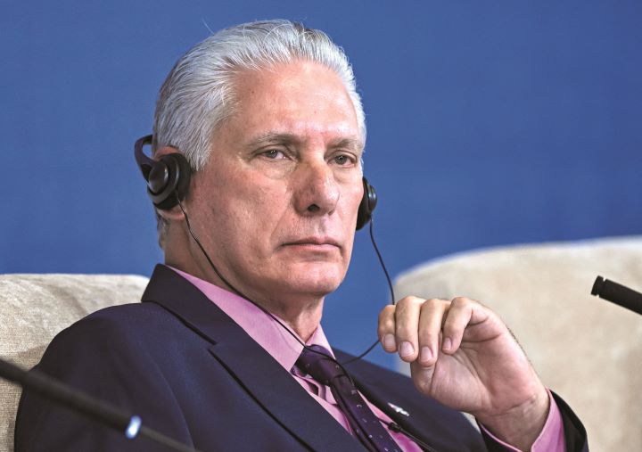 難題山積のディアスカネル大統領　SERGEY BOBYLEV-SPUTNIK-POOL-REUTERS