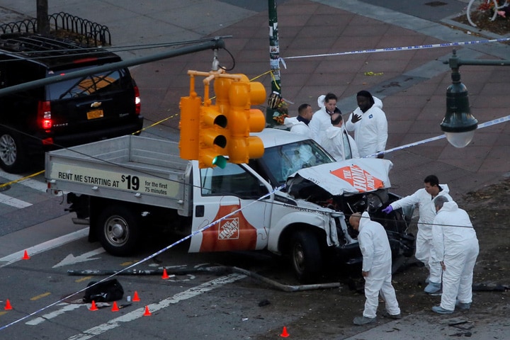 ニューヨークのデブラシオ市長は事件を「卑劣なテロ攻撃」だと強く非難した　Andrew Kelly-REUTERS