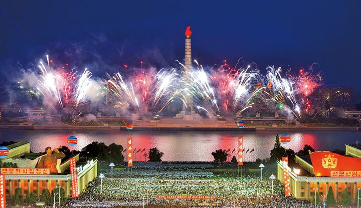 9月6日に首都・平壌で行われた核実験成功を祝う大規模集会　KCNA-REUTERS