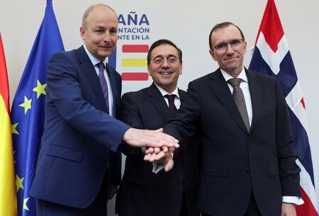 　スペイン、アイルランド、ノルウェーは５月２８日、パレスチナを国家として正式に承認した。写真は３カ国首脳。ブリュッセルで撮影（２０２４年　ロイター/Johanna Geron）