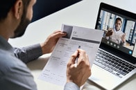 ディープフェイクを悪用し、存在しない人物がリモート面接を突破している　FBIが警告